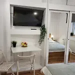 アパート Cozy Street Lipscani ブカレスト