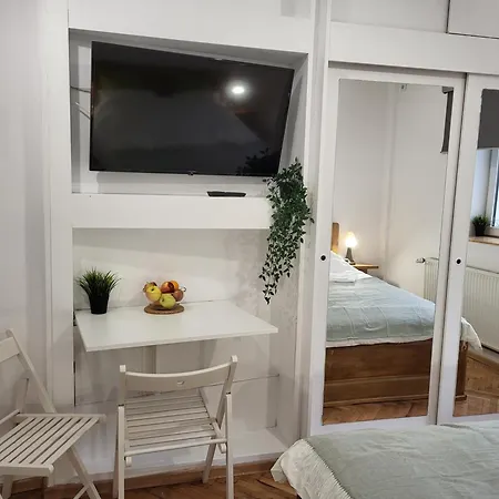 Apartment Cozy Street Lipscani Bucharest